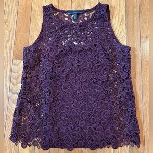 White House Black Market Crochet Lace Sleeveless Top w/ Tank Maroon Size XS